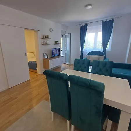 アパート Tri Princeze